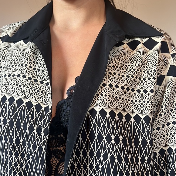 Patterned button down - Picture 3 of 9